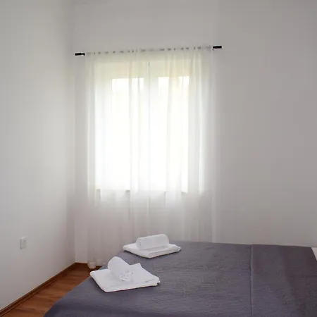 Apartman Maestral *