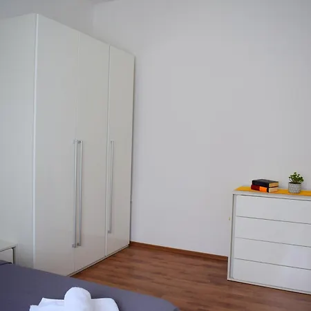 Apartman Maestral *