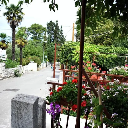 Apartment Maestral