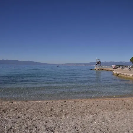 Apartment Maestral Malinska