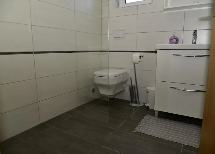 Apartment Maestral Malinska